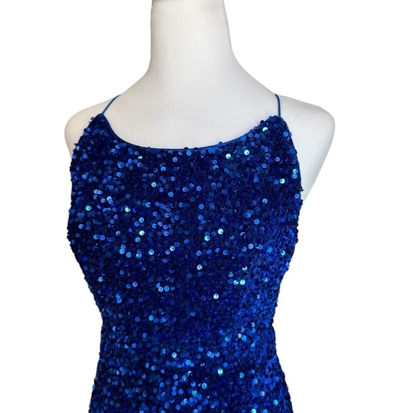 LOVE & LEMONADE Round Neck Strap Sleeveless Slim Fit Sequin Party Dress … - Picture 7 of 17